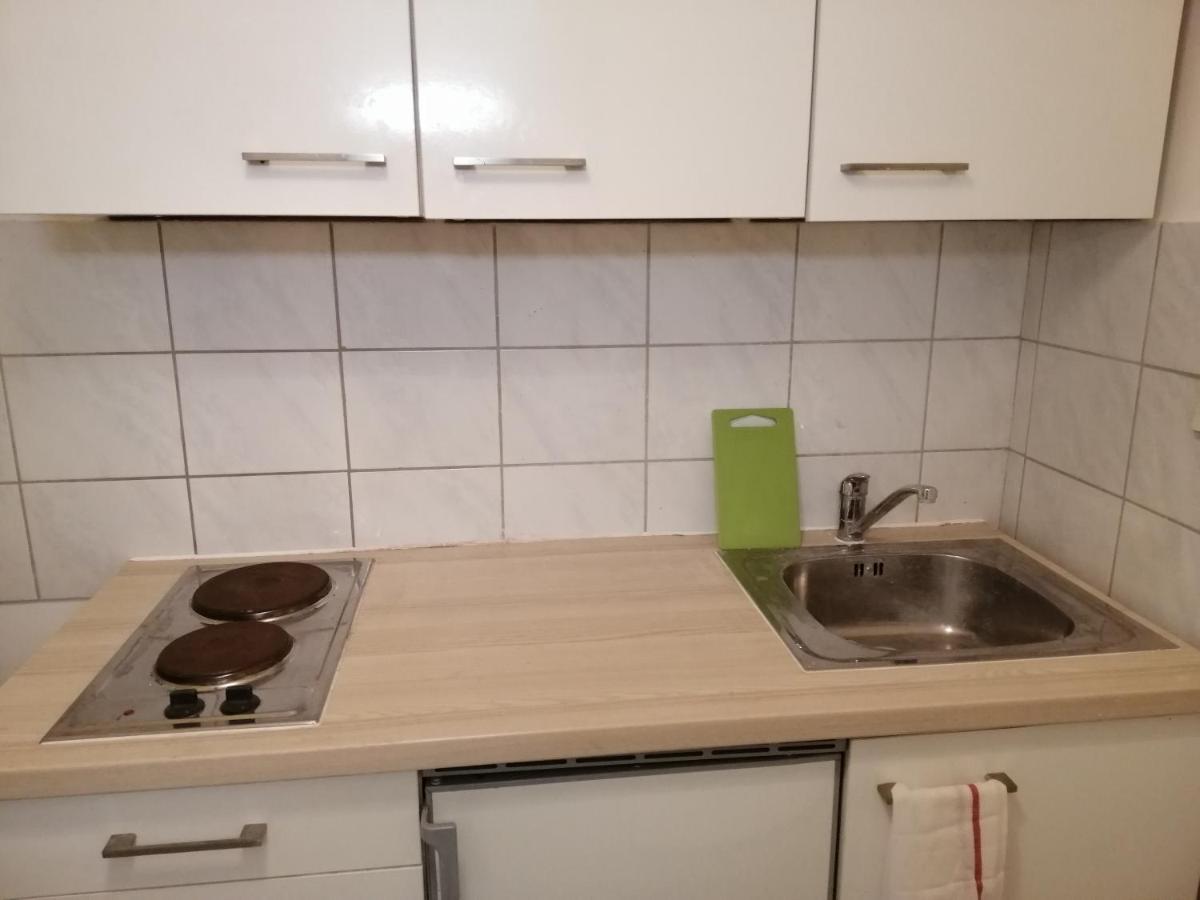 Max Out Apartment Vienna Exterior photo